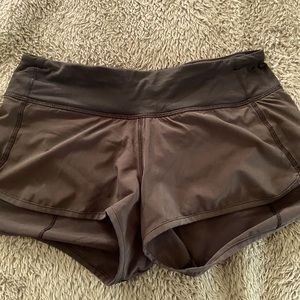 Lululemon Speed Up Shorts Black size 4